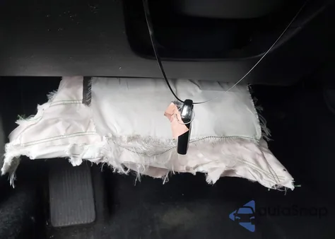 2021 Honda Accord Hybrid z USA, uszkodzony, nr VIN 1HGCV3F12MA018078